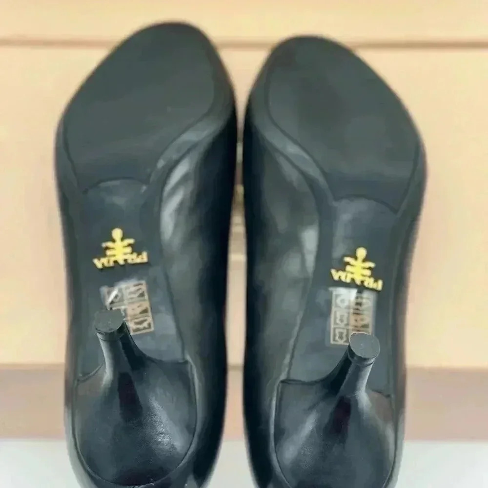 Prada Shoes Size 37.5 - Picture 3 of 7